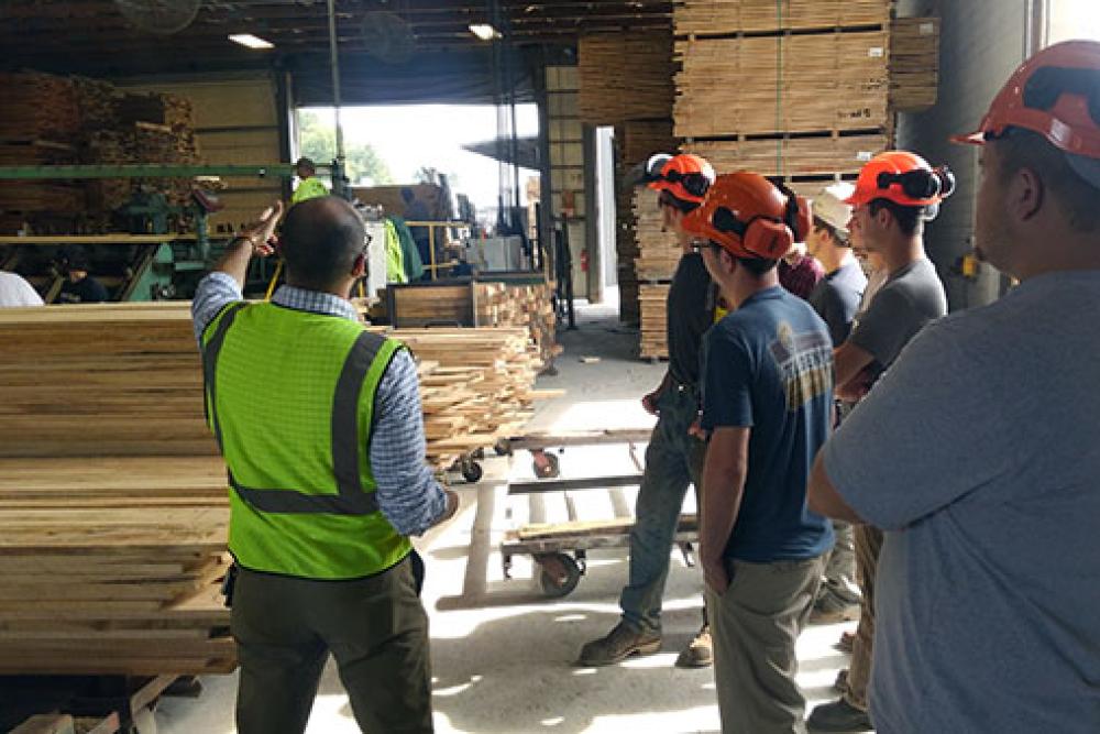 Forestry students tour lumberyard in heart of Appalachian hardwoods